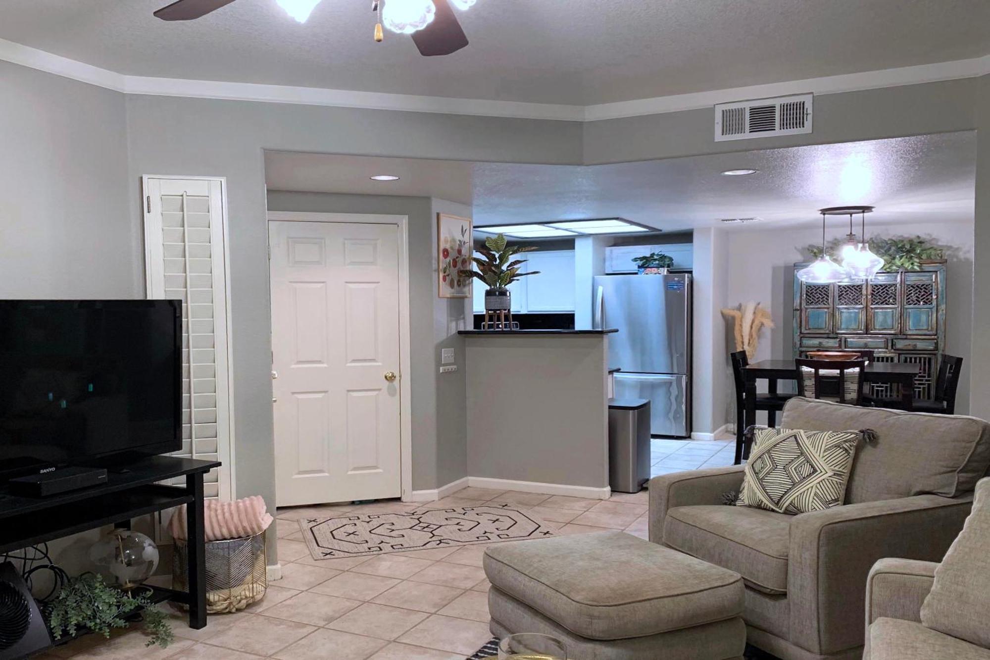 Gated Mountain View Resort Community, Centrally Located, Three Heated Pool-Spa Complexes, Half-Mile To Hiking! Phoenix Exterior photo