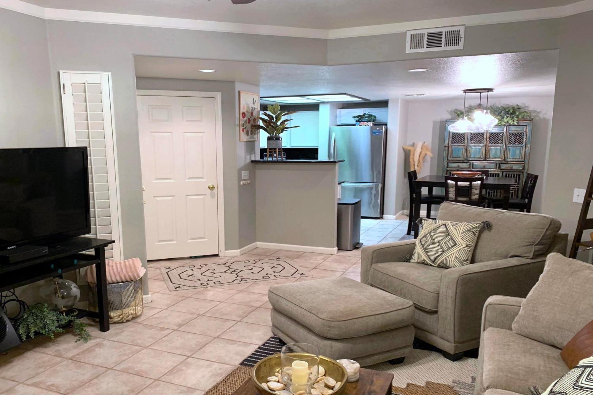 Gated Mountain View Resort Community, Centrally Located, Three Heated Pool-Spa Complexes, Half-Mile To Hiking! Phoenix Exterior photo