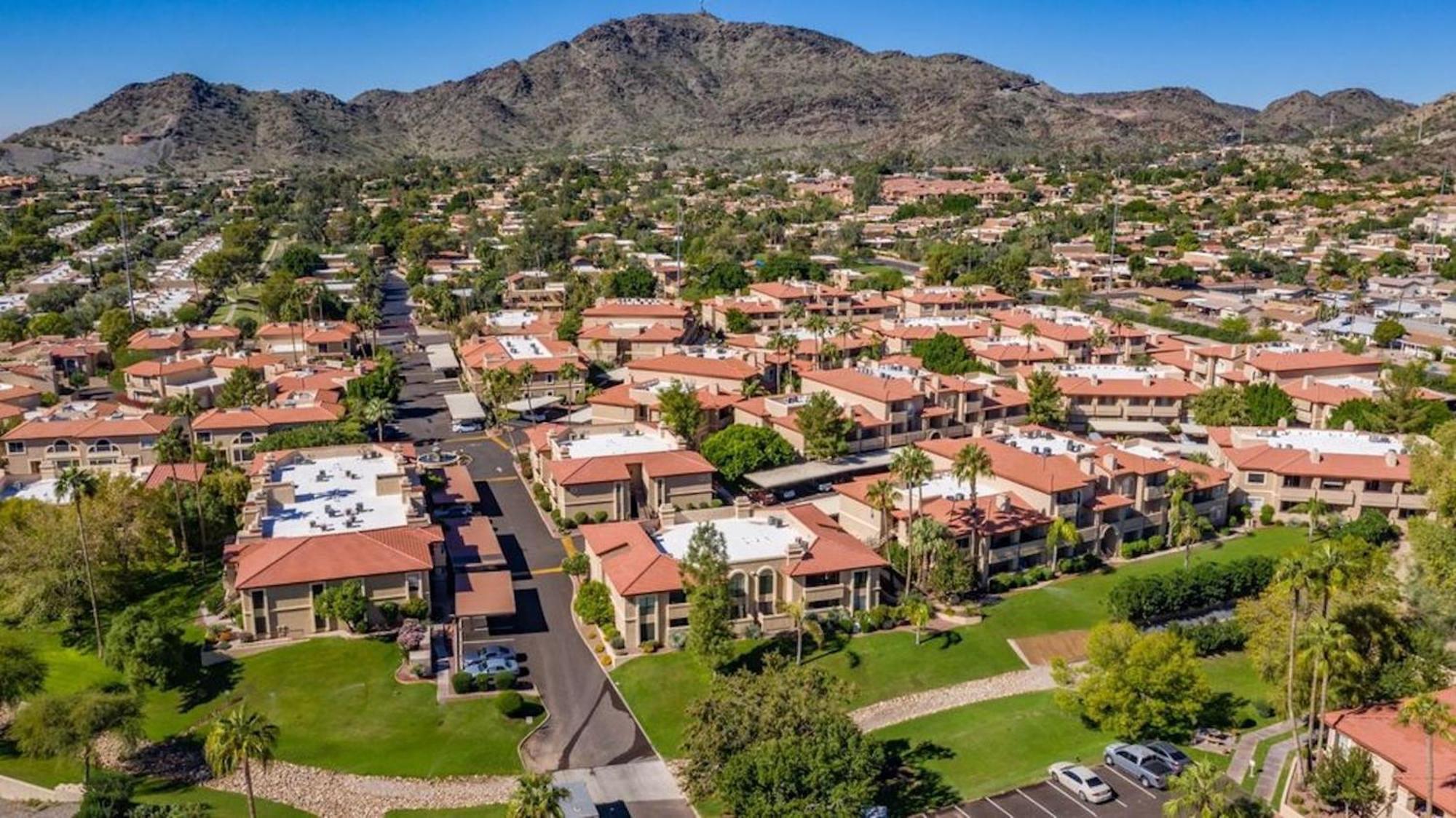 Gated Mountain View Resort Community, Centrally Located, Three Heated Pool-Spa Complexes, Half-Mile To Hiking! Phoenix Exterior photo