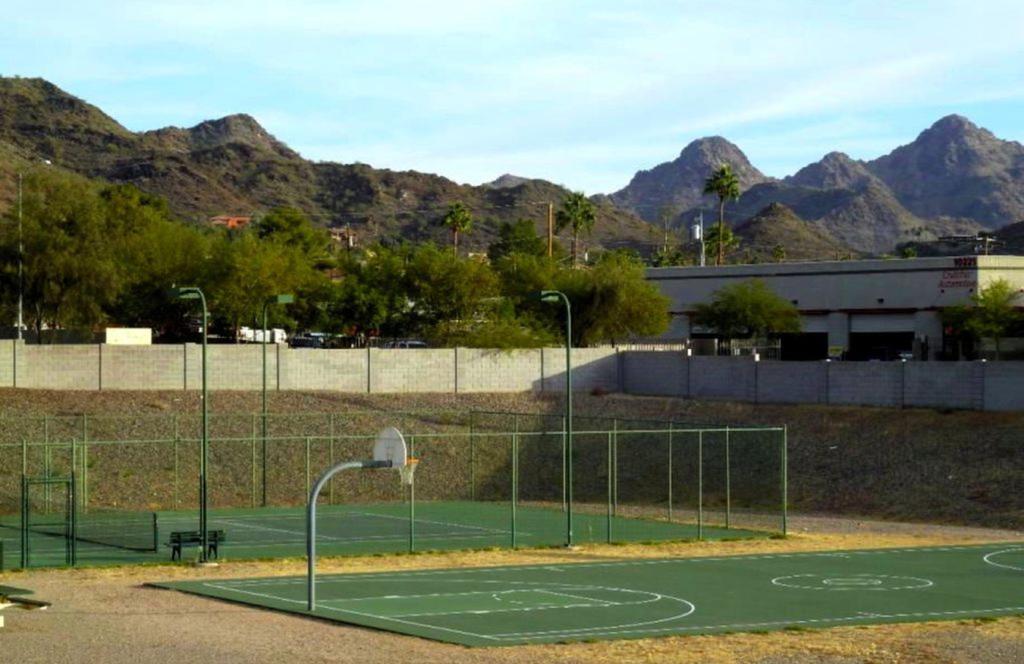 Gated Mountain View Resort Community, Centrally Located, Three Heated Pool-Spa Complexes, Half-Mile To Hiking! Phoenix Exterior photo