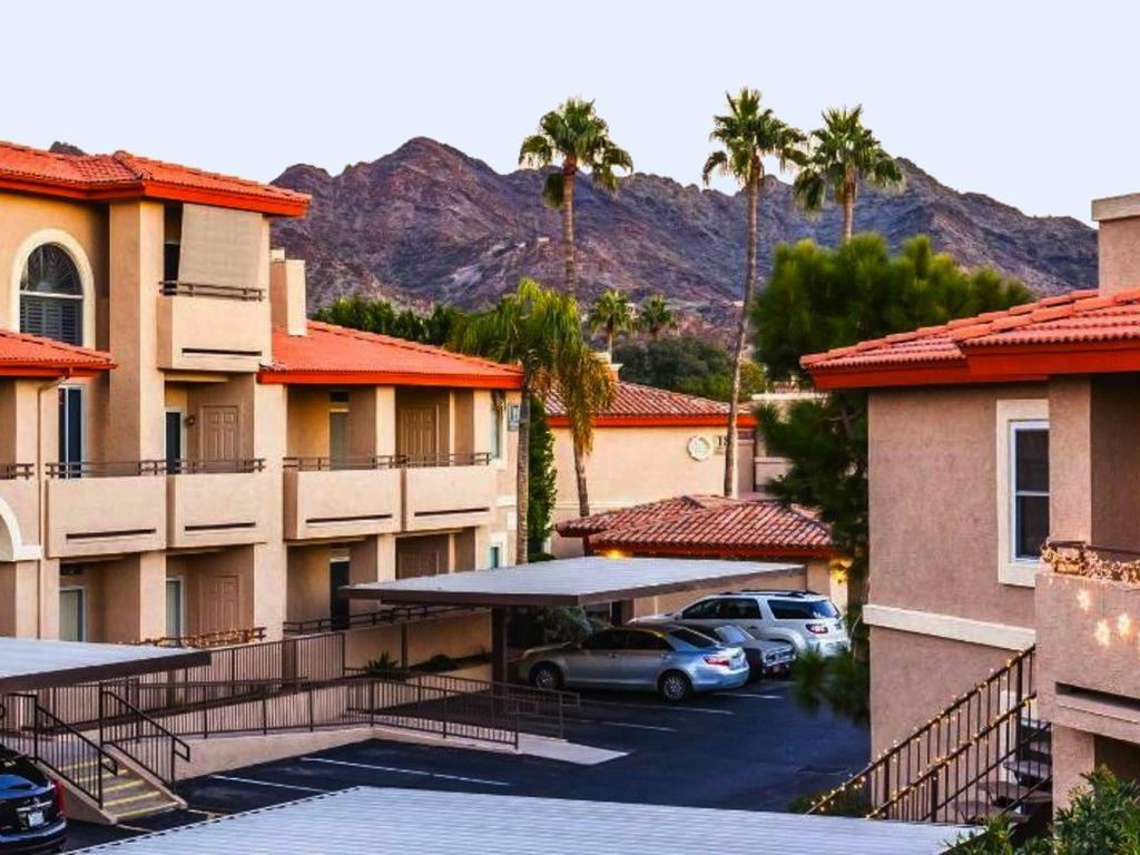 Gated Mountain View Resort Community, Centrally Located, Three Heated Pool-Spa Complexes, Half-Mile To Hiking! Phoenix Exterior photo